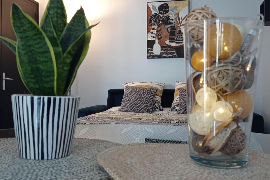 דירות לה פורטל Le Petit Chez Soi מראה חיצוני תמונה